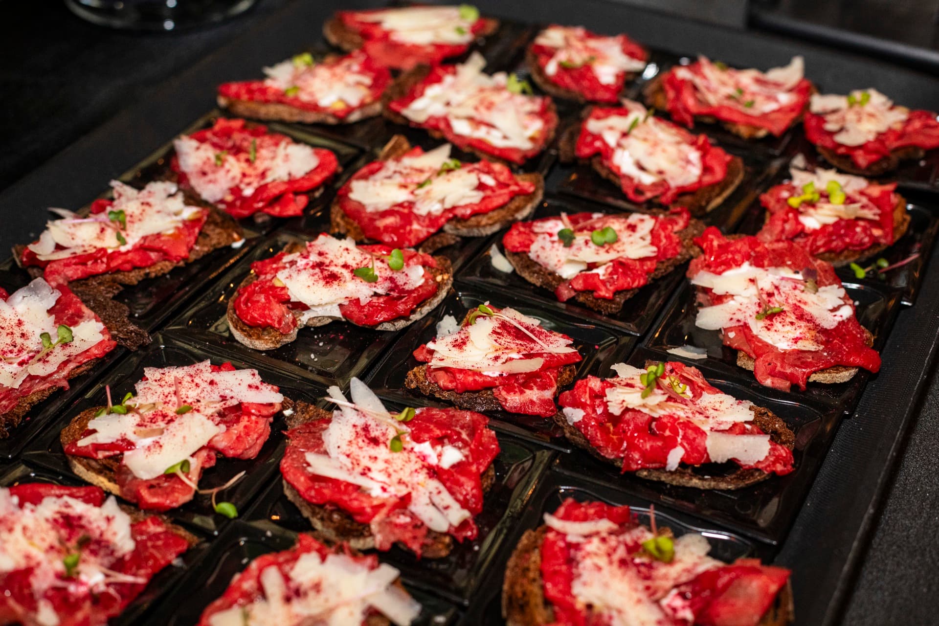 Compleanni & feste private — Evento Carpaccio fuori dal ristorante
